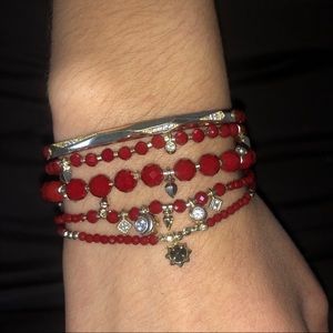 Kendra Scott red supak